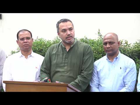 Acting Secretary General Ruhul Kabir Rizvi Offers Fateha at the Mausoleums of Shaheed Zia and...